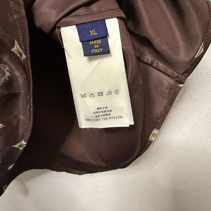 最高級ルイヴィトンスーパーコピー Louis Vuitton モノグラム プリント ショートスリーブ シルクシャツ 1AJRJC ルイヴィトン モノグラム シャツ メンズ - 画像 (12)
