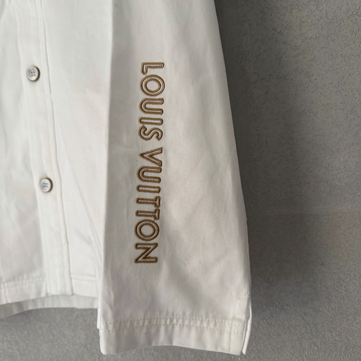 最高級ルイヴィトンスーパーコピー Louis Vuitton バイカラー ウォームアップ ショートスリーブシャツ 1AJREV ルイヴィトン シャツ 新作 - 画像 (6)