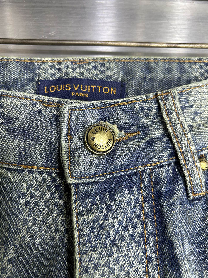 Louis Vuitton デニムパンツ 服 2026新作 直営通販 ルイヴィトン ダミエデニム スケートパンツ 2632907 ヴィトン デニム 新作 - 画像 (4)