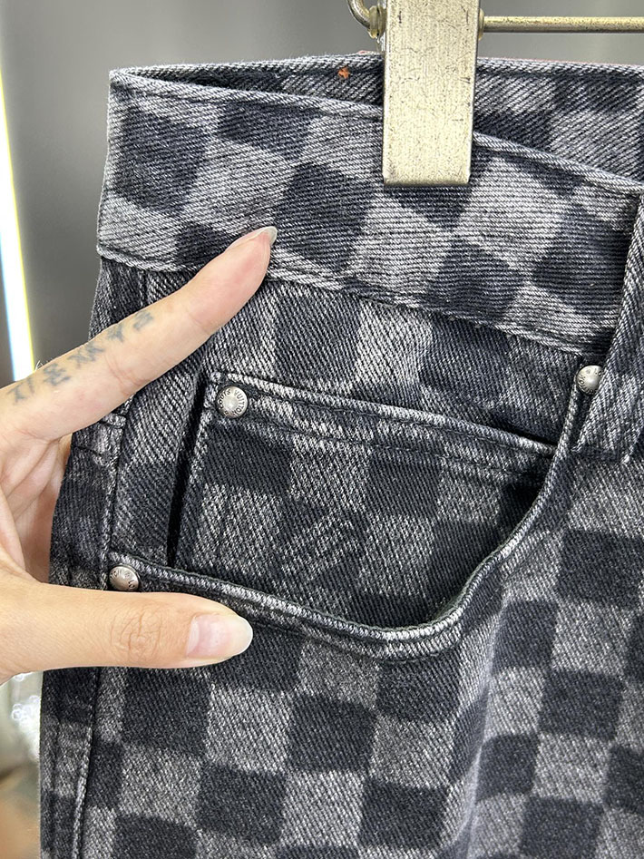 Louis Vuitton デニムパンツ 服 2026新作 直営通販 ルイヴィトン ダミエデニム スケートパンツ 1AJUQB ルイヴィトン デニムジーパン - 画像 (10)