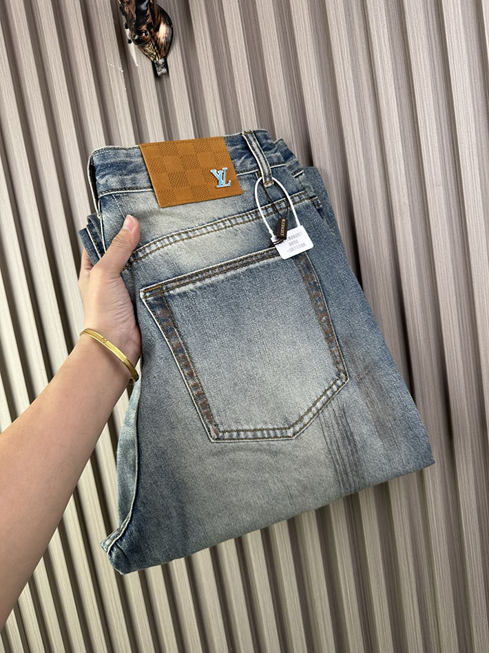 Louis Vuitton デニムパンツ 服 2026新作 直営通販 ルイヴィトン モノグラム デニム パンツ 人気 2632913 ルイヴィトン デニムジーパン セール - 画像 (4)