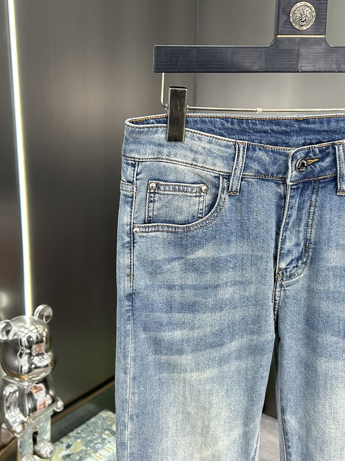 Louis Vuitton デニムパンツ 服 2026新作 直営通販 ルイヴィトン モノグラム デニム パンツ 人気 2632916 ヴィトン デニム 新作 - 画像 (11)