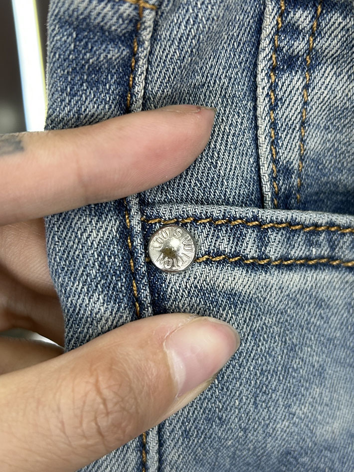 Louis Vuitton デニムパンツ 服 2026新作 直営通販 ルイヴィトン モノグラム デニム パンツ 人気 2632916 ヴィトン デニム 新作 - 画像 (9)