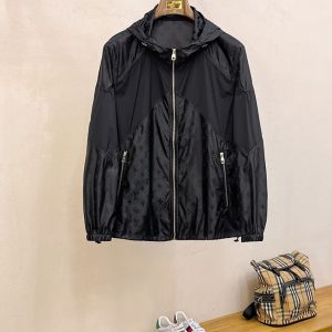 ルイヴィトン uvカットパーカー