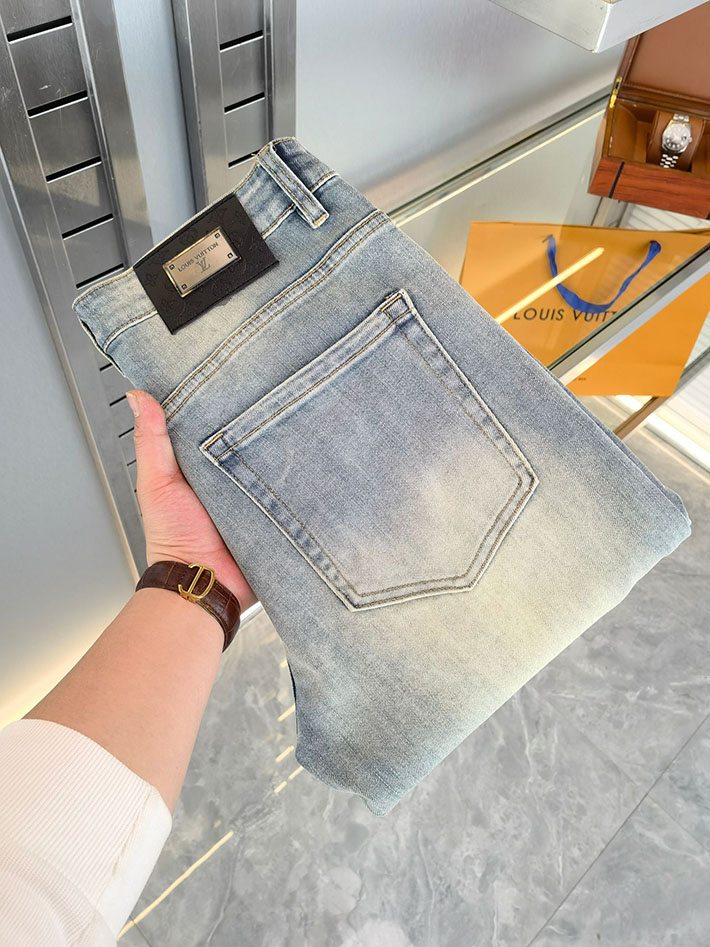 最高級ルイヴィトンスーパーコピー Louis Vuitton 2026新作 デニムパンツ メンズ スキニーデニムパンツ 2632926 Louis Vuitton デニムパンツ - 画像 (2)