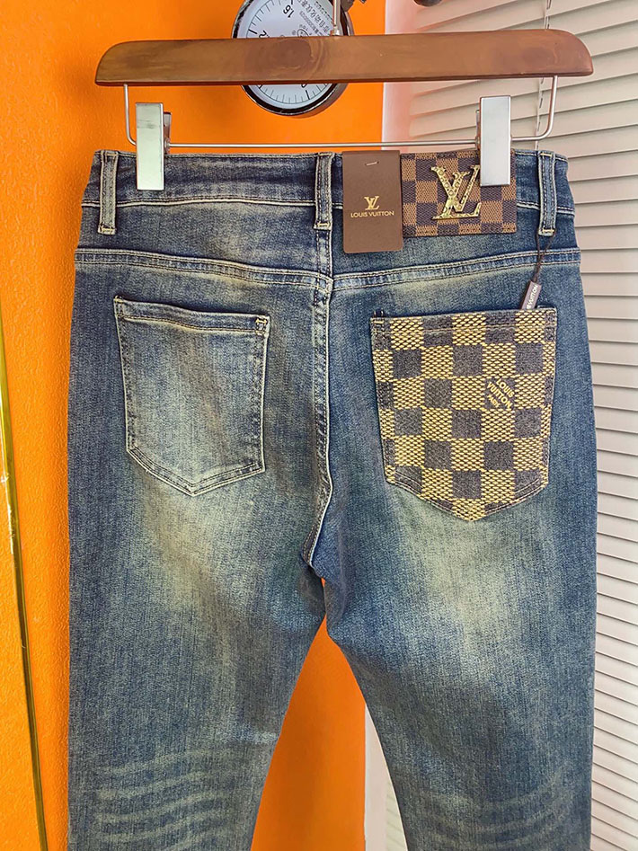 最高級ルイヴィトンスーパーコピー Louis Vuitton 2026新作 デニムパンツ メンズ スキニーデニムパンツ 2632930 ヴィトン デニム アウトレット - 画像 (4)