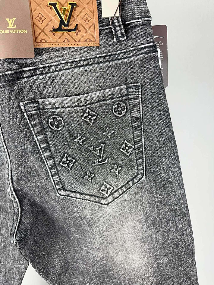 最高級ルイヴィトンスーパーコピー Louis Vuitton 2026新作 デニムパンツ メンズ スキニーデニムパンツ 2632931 ヴィトン デニム セール - 画像 (5)