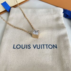 ルイヴィトン ネックレス 安い
