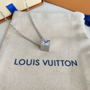 ルイヴィトン ネックレス レディース
