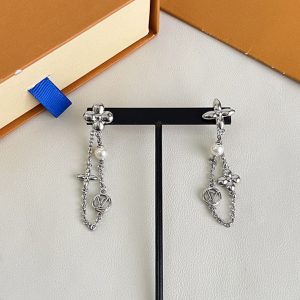 ルイヴィトン ピアス 公式