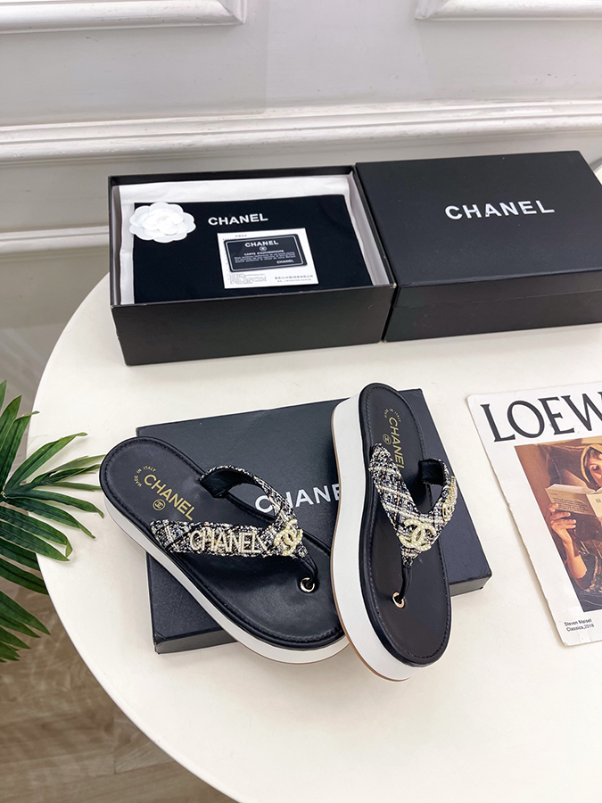 【CHANELシャネルスーパーコピー 】2026SS 春夏新作 シャネルのサンダルツートーン ダイヤモンド サンダル - 画像 (4)