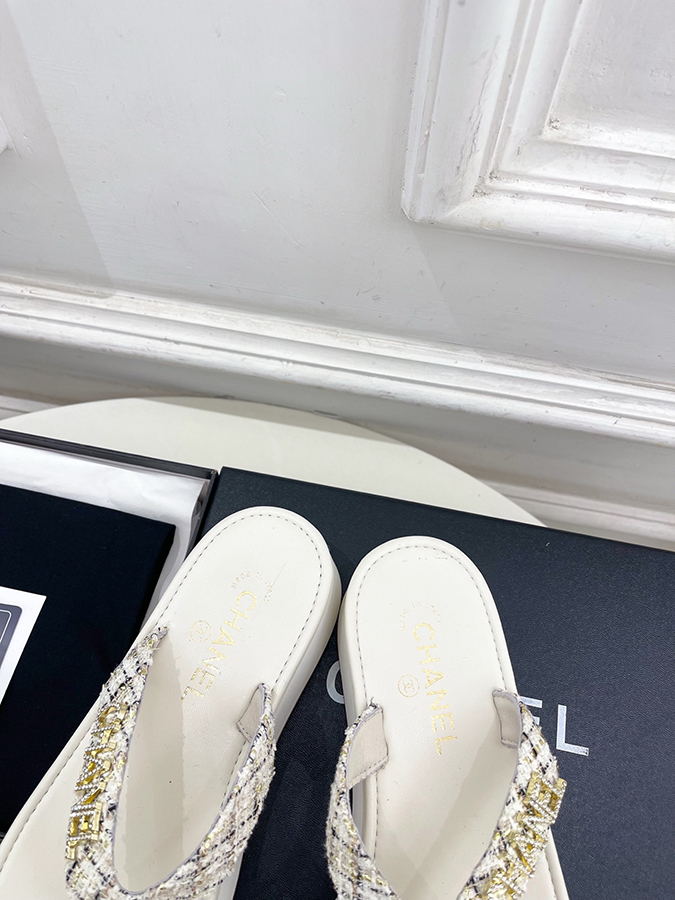 【CHANELシャネルスーパーコピー 】2026SS 春夏新作 シャネルのサンダルツートーン ダイヤモンド ホワイトサンダル - 画像 (7)