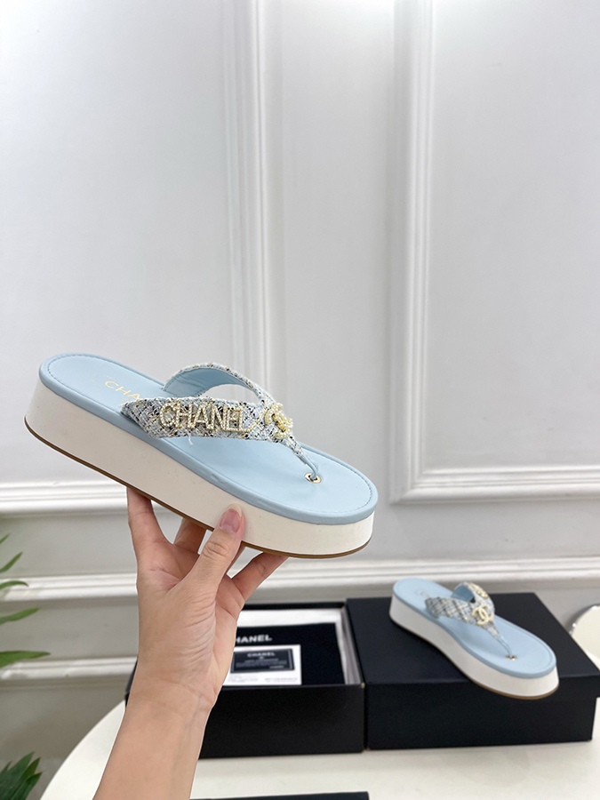 【CHANELシャネルスーパーコピー ライトブルーサンダル】2026SS 春夏新作 シャネルのサンダルツートーン ダイヤモンド ライトブルーサンダル - 画像 (5)