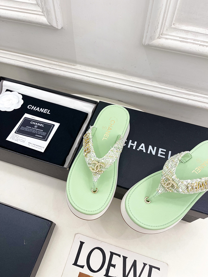 【CHANELシャネルスーパーコピー ミントグリーンサンダル】2026SS 春夏新作 シャネルのサンダルツートーン ダイヤモンド ミントグリーンサンダル - 画像 (6)