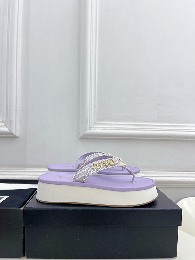 【CHANELシャネルスーパーコピー ラベンダーサンダル】2026SS 春夏新作 シャネルのサンダルツートーン ダイヤモンド ラベンダーサンダル - 画像 (2)