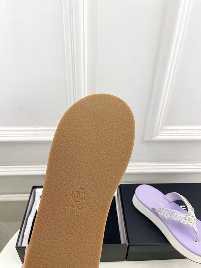 【CHANELシャネルスーパーコピー ラベンダーサンダル】2026SS 春夏新作 シャネルのサンダルツートーン ダイヤモンド ラベンダーサンダル - 画像 (9)