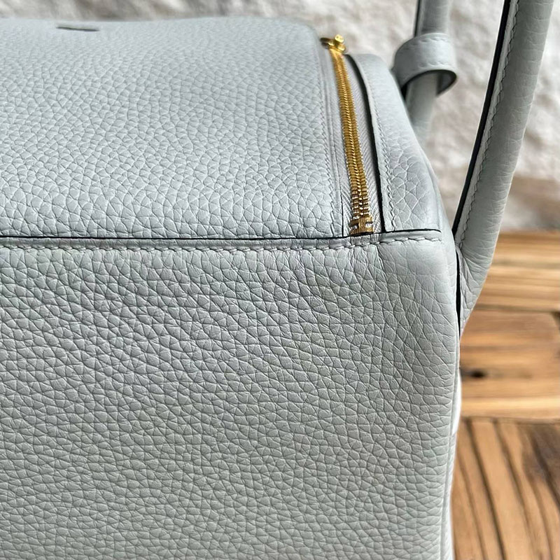 エルメス リンディ 並行輸入 HERMES リンディ26 ブルーブリュム トリヨンクレマンス ゴールド金具 H056292CCT0 エルメス リンディ 真美子 - 画像 (7)