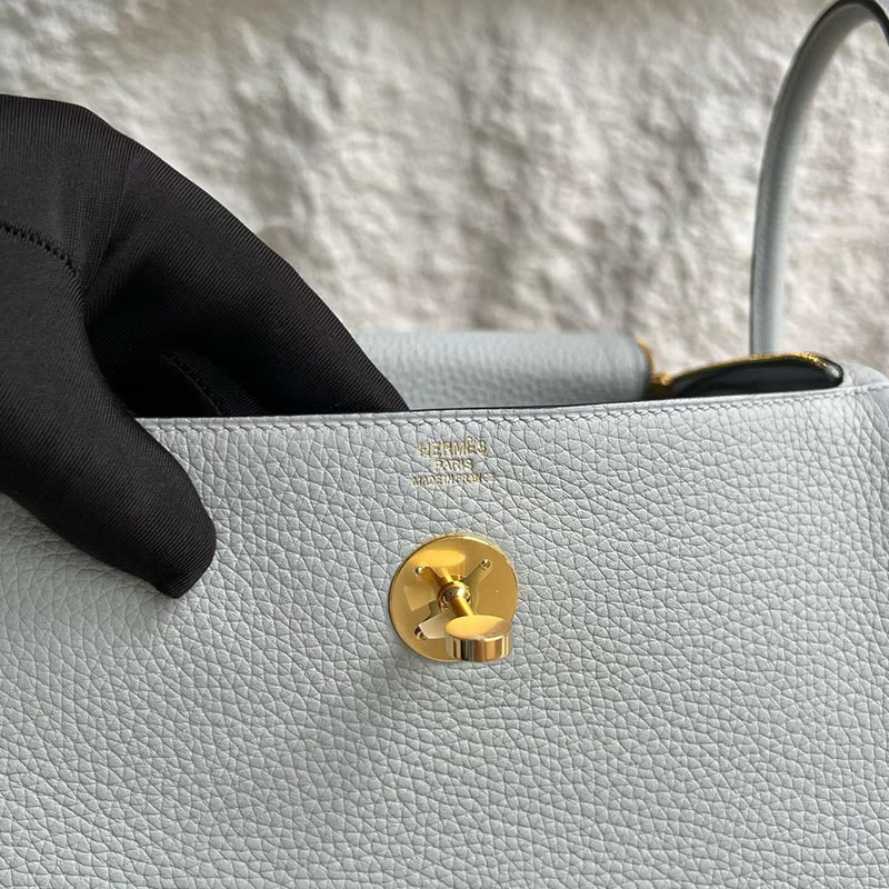 エルメス リンディ 並行輸入 HERMES リンディ26 ブルーブリュム トリヨンクレマンス ゴールド金具 H056292CCT0 エルメス リンディ 真美子 - 画像 (4)