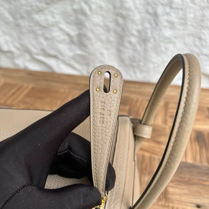 エルメス リンディ 並行輸入 HERMES リンディ26 ベージュマルファ トリヨンクレマンス ゴールド金具 H056292CC8Q エルメスバッグコピー - 画像 (5)