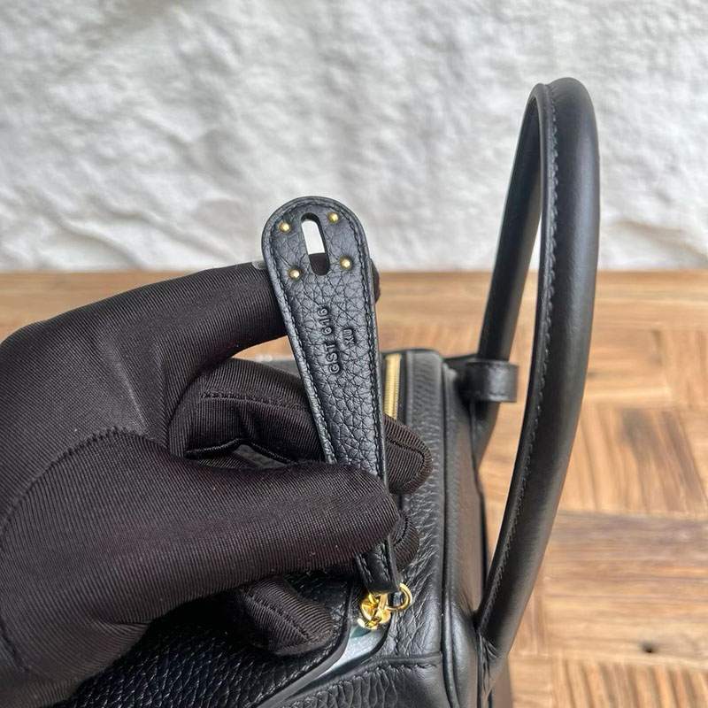 エルメス リンディ 並行輸入 HERMES リンディ26 黒 ブラック トリヨンクレマンス ゴールド金具 H056292CC89 エルメス コピー品 - 画像 (6)