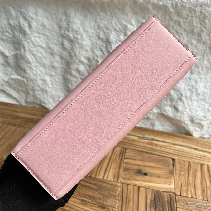 エルメスコピー通販 HERMES ポシェットケリー ローズサクラ スイフト シルバー金具 H084047CK3Q エルメス ポシェット ケリー 定価 - 画像 (3)