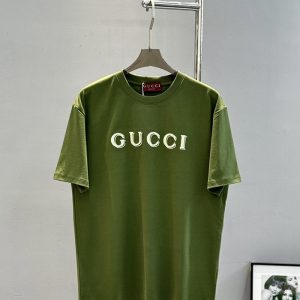 グッチ ストリートウェア Tシャツ