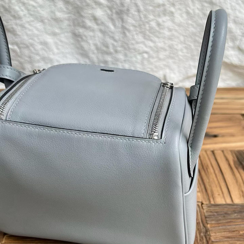 エルメス リンディミニの通販 HERMES ミニリンディ グリパンタン スイフト シルバー金具 H085955CKP0 エルメス ミニバッグ 人気 - 画像 (7)