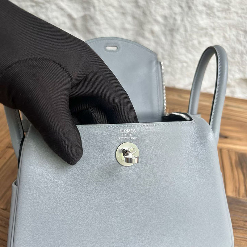 エルメス リンディミニの通販 HERMES ミニリンディ グリパンタン スイフト シルバー金具 H085955CKP0 エルメス ミニバッグ 人気 - 画像 (4)