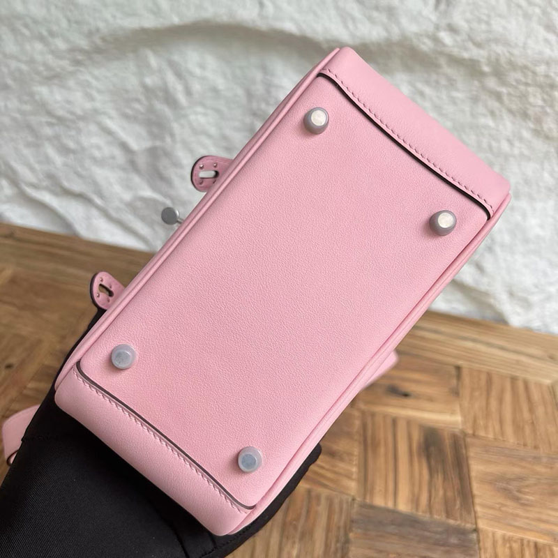 エルメス リンディミニの通販 HERMES ミニリンディ ローズサクラ スイフト シルバー金具 H085955CK3Q エルメス ピンク バッグ - 画像 (2)