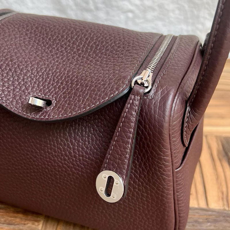 エルメスコピー通販 HERMES リンディ26 ルージュセリエ トリヨンクレマンス シルバー金具 H056292CK0G エルメス バッグ 人気ランキング - 画像 (9)