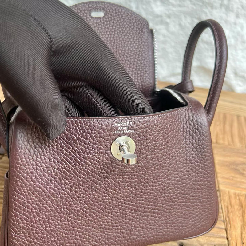 エルメスコピー通販 HERMES リンディ26 ルージュセリエ トリヨンクレマンス シルバー金具 H056292CK0G エルメス バッグ 人気ランキング - 画像 (3)