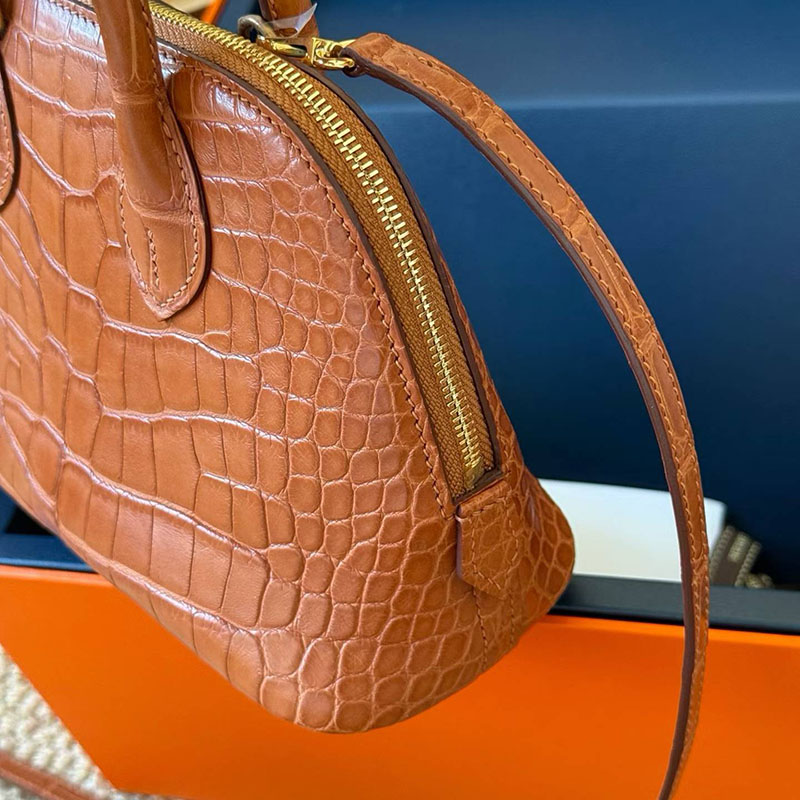 エルメスコピー通販 HERMES ボリード1923 ミニ ゴールド クロコダイル ゴールド金具 2634067 ボリード ミニ クロコ 定価 - 画像 (9)