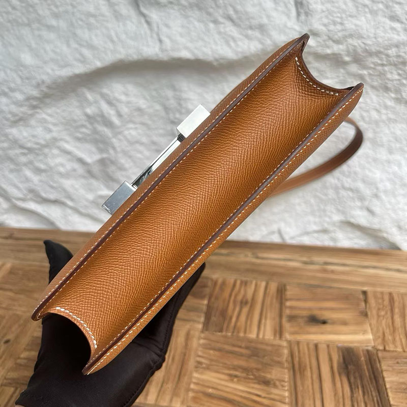 エルメスコピー通販 HERMES コンスタンス 24 ミロワール ゴールド ヴォーエプソン シルバー金具 2634080 コンスタンス 24 定価 - 画像 (2)