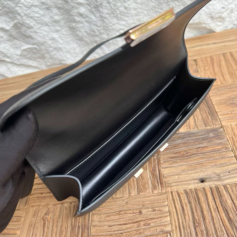 エルメスコピー通販 HERMES コンスタンス1 エラン 黒 ブラック ヴォーエプソン ローズゴールド金具 H060102CD89 コンスタンス エラン 人気 - 画像 (4)