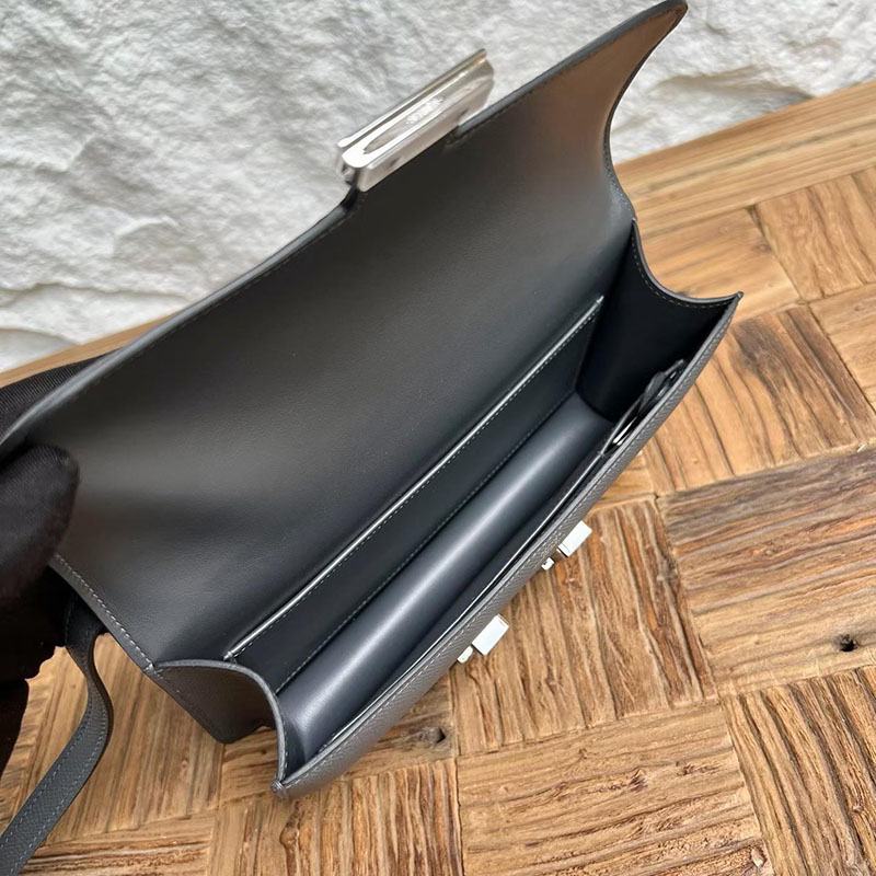 エルメスコピー通販 HERMES コンスタンス1 エラン グリミスティ ヴォーエプソン シルバー金具 H060102CKH0 コンスタンス エラン コピー - 画像 (3)