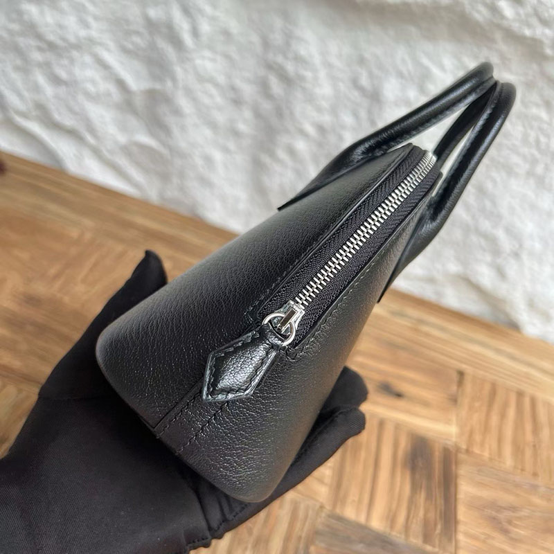 エルメスコピー通販 HERMES ボリード1923 ミニ 黒 ブラック シェブルミゾル シルバー金具 H073444CK89 ボリード ミニ 定価 2026 - 画像 (6)