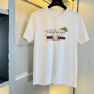 メンズプリントブラックTシャツ
