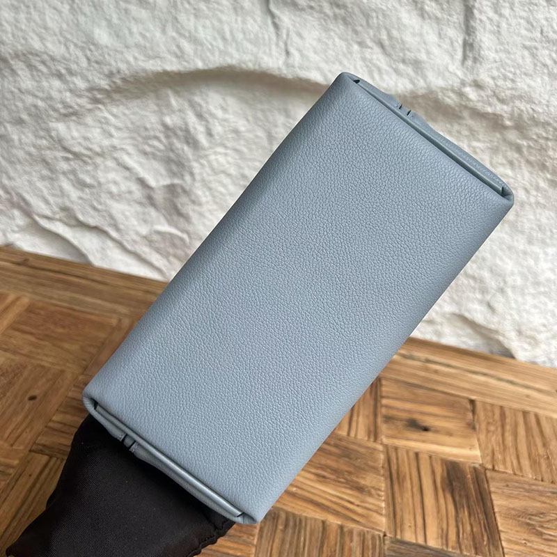 エルメスコピー通販 HERMES ミニ ヴァンキャトル ブルーラン エバーカラー/スイフト シルバー金具 H079218CKJ7 ヴァンキャトル ミニ 人気 - 画像 (2)