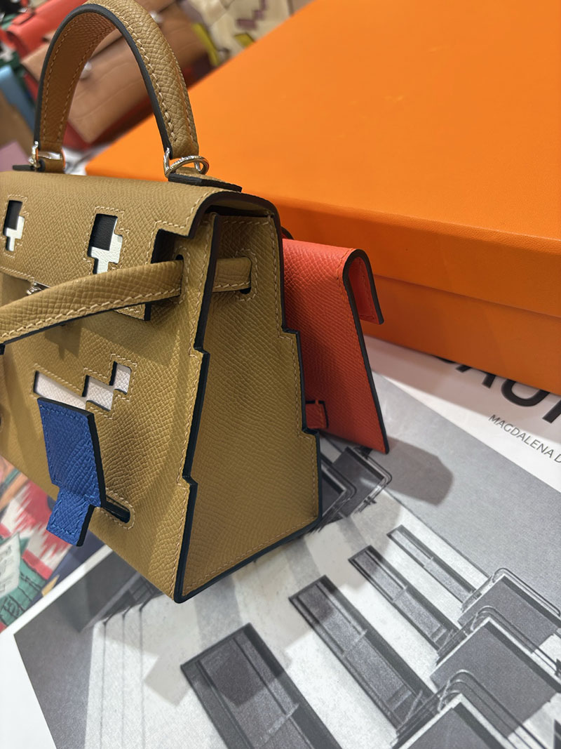 エルメスコピー通販 HERMES ケリードール ピクト ミニハンドバッグ ビスキュイ ブラウン シルバー金具 2634144 エルメス ミニバッグ レディース - 画像 (4)
