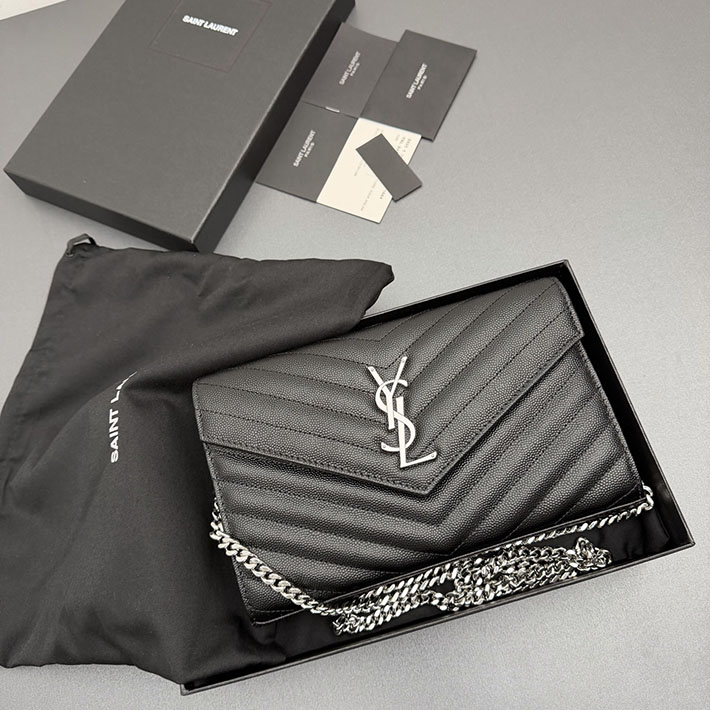 YSL サンローラン バッグ 人気 Saint Laurent カサンドラ クラシック チェーンウォレット ブラック 2634165 サンローラン バッグ 人気ランキング - 画像 (2)