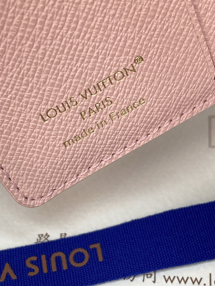 最高級ルイヴィトンスーパーコピー Louis Vuitton ポケットウォレット・LV チャーム LVスタンプ ブルー M29058 ルイヴィトン 財布 ミニ - 画像 (6)