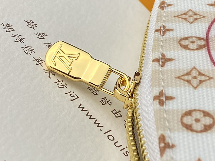 最高級ルイヴィトンスーパーコピー Louis Vuitton ポシェット・コスメティック PM バナナイエロー M28679 ルイヴィトンバッグコピー - 画像 (2)