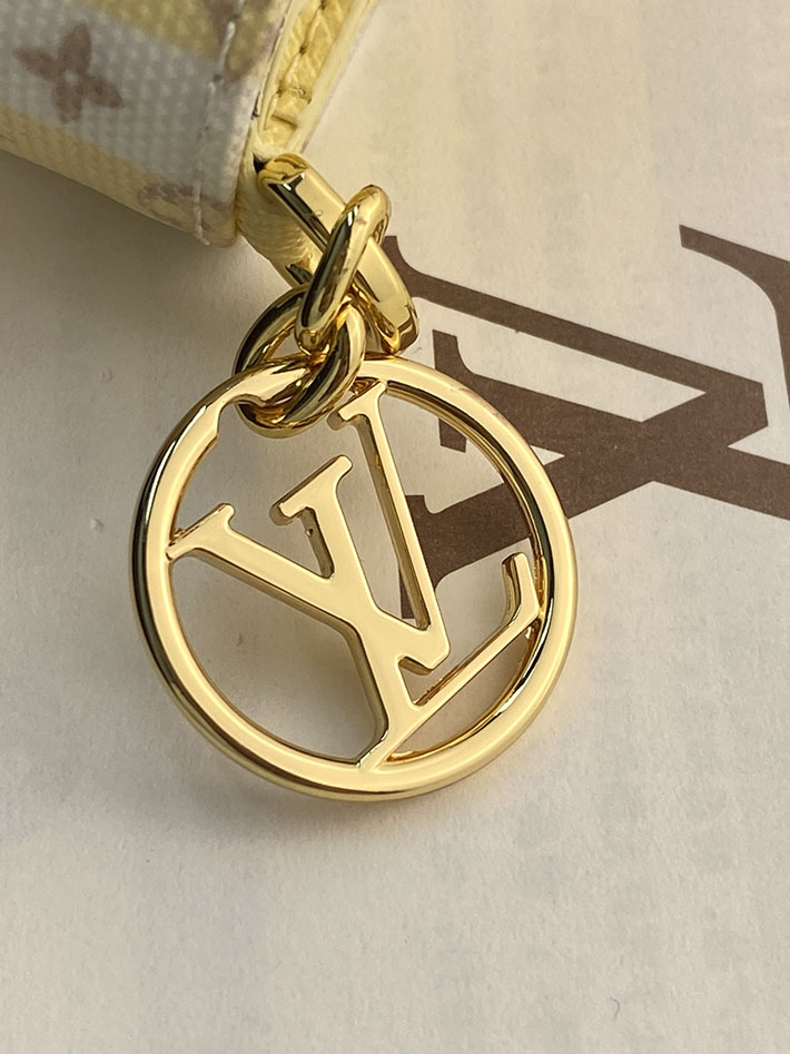 最高級ルイヴィトンスーパーコピー Louis Vuitton ポケットウォレット・LV チャーム バナナイエロー 2634192 ヴィトン 財布 激安 本物 - 画像 (2)