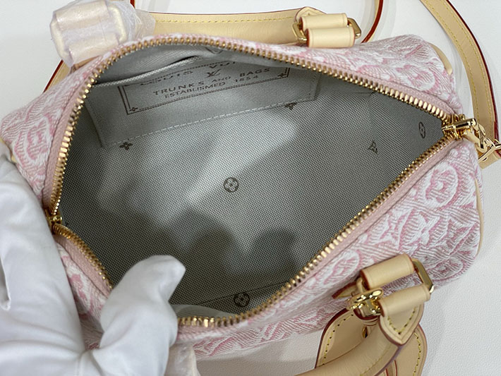 最高級ルイヴィトンスーパーコピー Louis Vuitton スピーディ・バンドリエール 20 エンブレム M2A039 ルイヴィトン スピーディ 新作 2026 - 画像 (2)