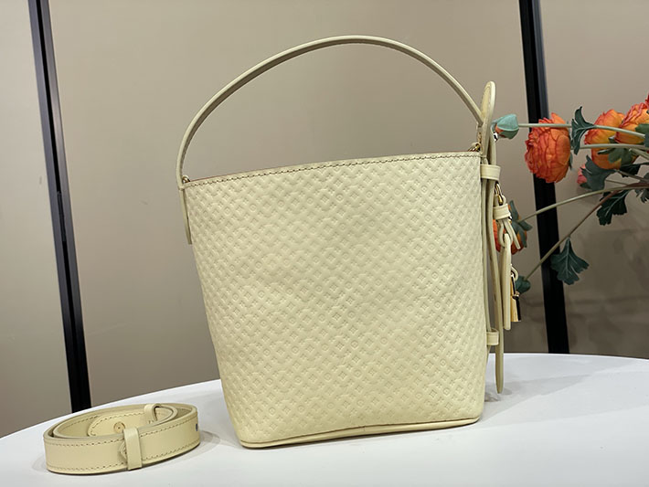 最高級ルイヴィトンスーパーコピー Louis Vuitton オール・イン BB 新作 バナーヌ M29479 ルイヴィトン オールイン 口コミ - 画像 (11)