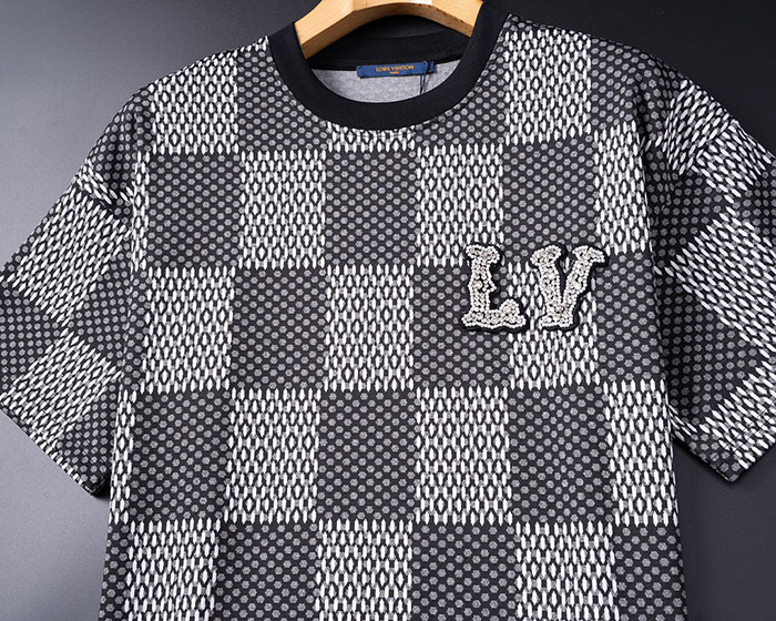 最高級ルイヴィトンスーパーコピー Louis Vuitton ジャカード織りのTシャツとショートパンツのセットclothes202600400 ルイヴィトン Tシャツ アウトレット - 画像 (7)