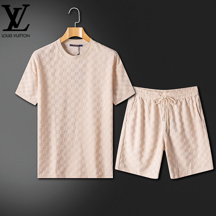最高級ルイヴィトンスーパーコピー Louis Vuitton ジャカード織りのTシャツとショートパンツのセットclothes202600401 ルイ・ヴィトン ブラックTシャツセット - 画像 (9)