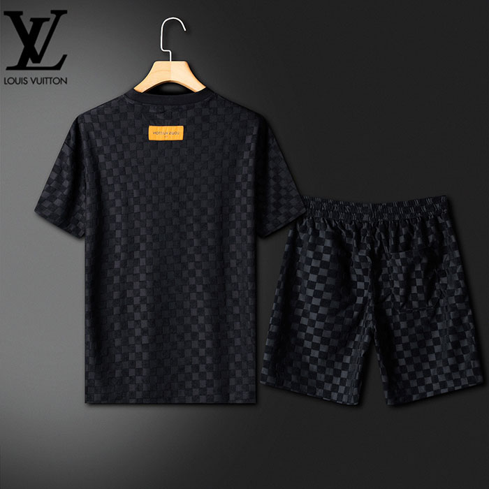 最高級ルイヴィトンスーパーコピー Louis Vuitton ジャカード織りのTシャツとショートパンツのセットclothes202600401 ルイ・ヴィトン ブラックTシャツセット - 画像 (2)