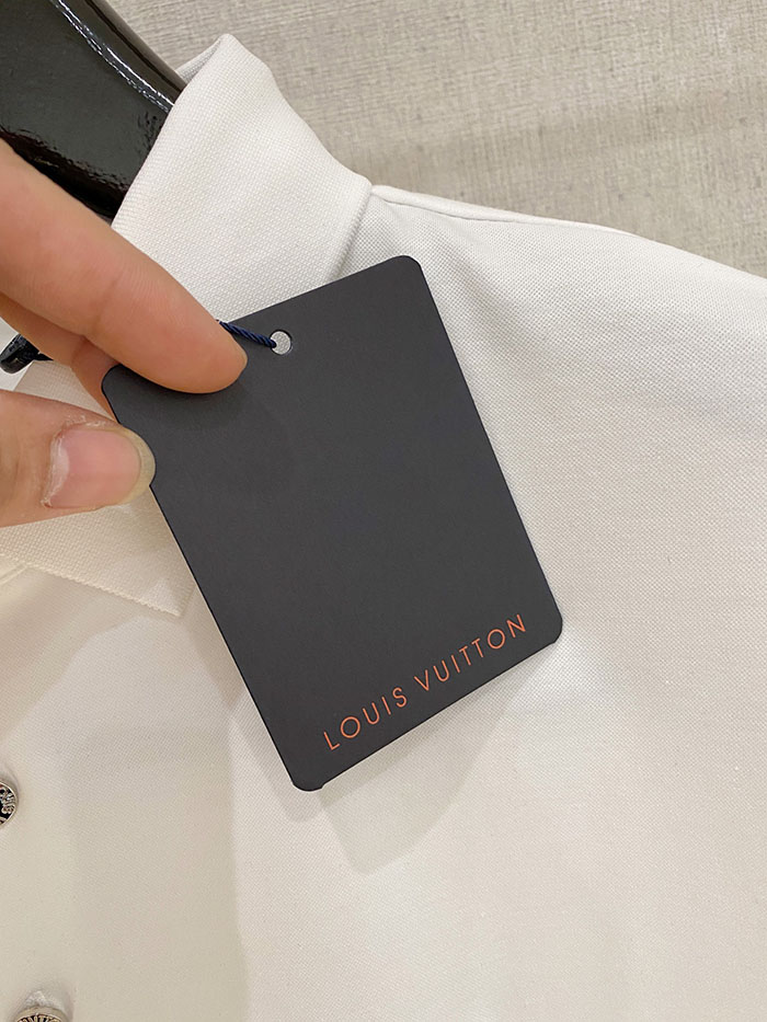 最高級ルイヴィトンスーパーコピー Louis Vuitton 2026年新作 100%長繊維綿ポロシャツ clothes202600402 ルイ・ヴィトン メンズ ホワイト ポロシャツ - 画像 (7)