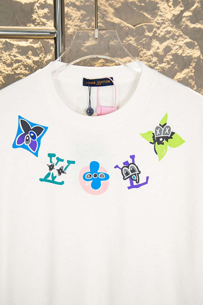 最高級ルイヴィトンスーパーコピー Louis Vuitton コットン カラフルな刺繍入り2026年春夏新作半袖Tシャツ clothes202600429 ルイ・ヴィトン 通気性のあるピュアコットンTシャツ - 画像 (9)
